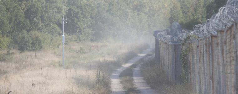 Започва възстановяването на оградата и пътищата по границата