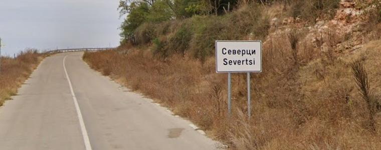 Кметът на Крушари подписа договора за подмяна на водопроводи към Лозенец и Северци