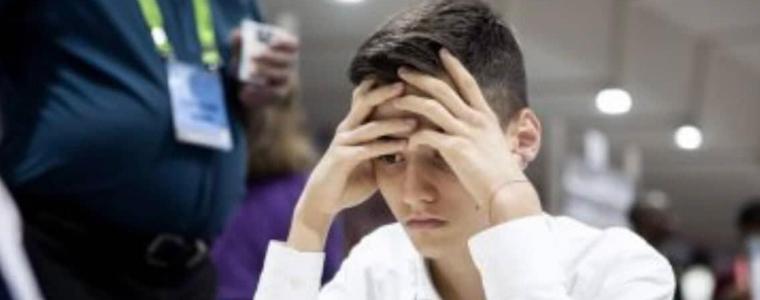 Момчил Петков с пета победа на Световното първенство по шахмат за младежи