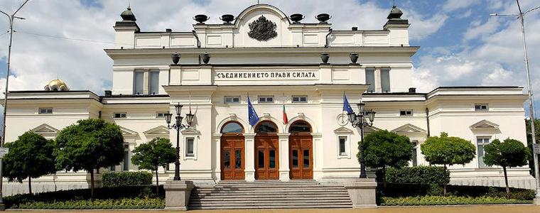 Патова ситуация в първия ден: И след балотаж 48-о НС остана без шеф