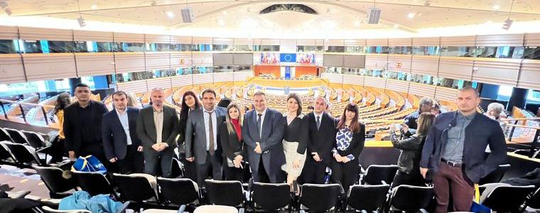 10 представители на ГЕРБ в Добрич посетиха Европейския парламент