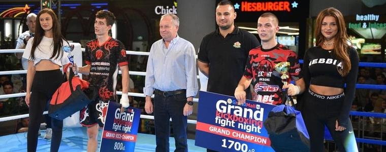 „Десант“ - Добрич дебютира с две победи в професионалния кикбокс