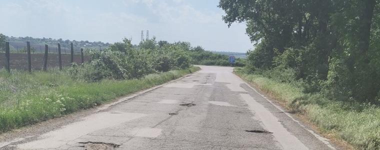 Подписан е договор за финансиране от МРРБ на проект за ремонт на пътища в община Тервел