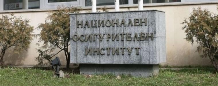 Приходи от осигуровки в размер на 8,1 млрд. лв. отчита НОИ, разходите за пенсии са 12,5 млрд.