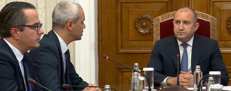 Радев към „Възраждане”: Референдум за въвеждането на еврото е невъзможен