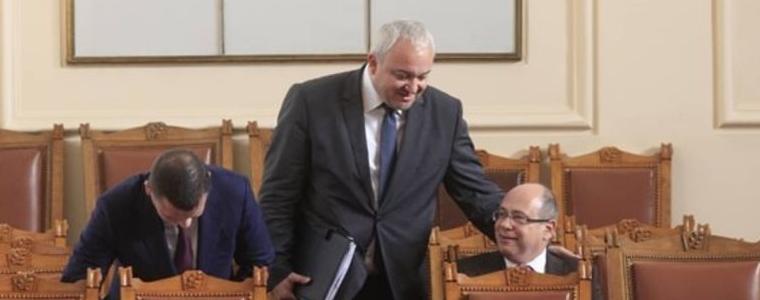 Демерджиев: България ще продължи закрилата за украинските бежанци