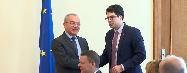 Донев намекна, че Пеканов ще го наследи на премиерския пост
