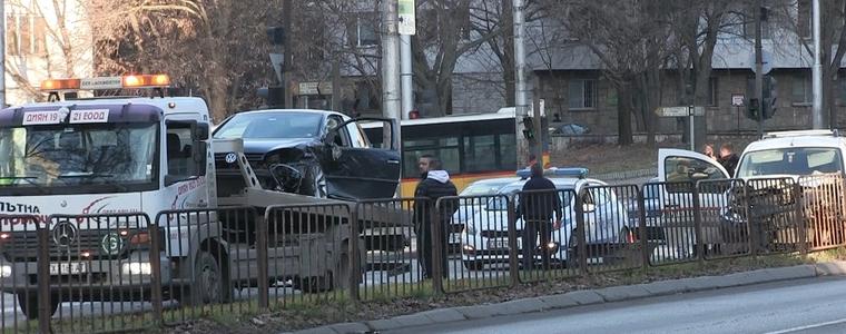 Две катастрофи станаха днес следобед в Добрич (ВИДЕО)