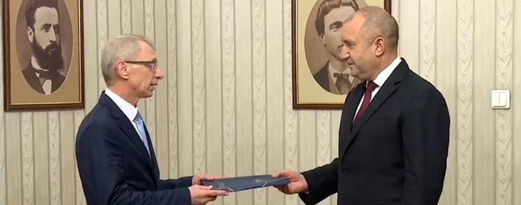 ПП с празна папка при президента – върнаха втория мандат