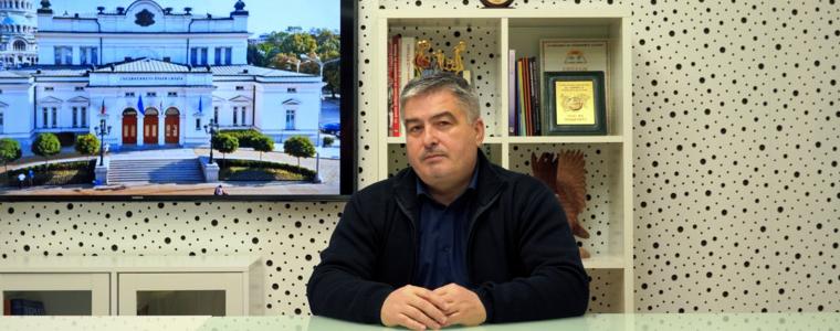 Социален психолог: Трудно различаваме, кои са добри и кои лоши 26 години след 10 януари (ВИДЕО)