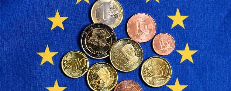 Солидно начало за преминаването на Хърватия към еврото 