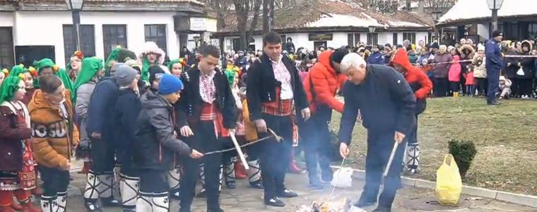 На Сирни Заговезни  в Добрич с ансамбъл „Добруджа“, да прогоним злите сили!