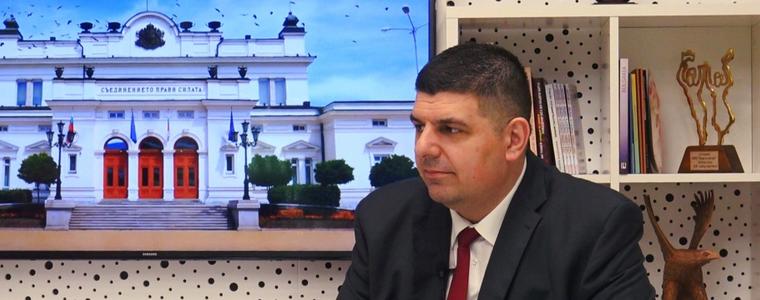 Роденият в Добрич Ивайло Мирчев повежда листата на „Продължаваме Промяната -Демократична България“