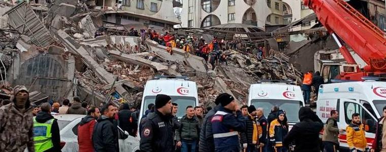 Загиналите от земетресенията в Турция и Сирия надхвърлиха 8100 души