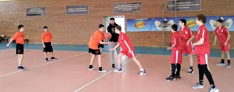Започнаха Ученическите игри по баскетбол в Добрич