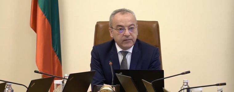 МС няма задължение да определи параметрите на параваните за гласуване