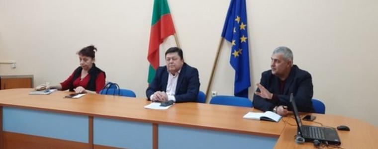 На работна среща обсъдиха потребностите от социални услуги в общините в областта