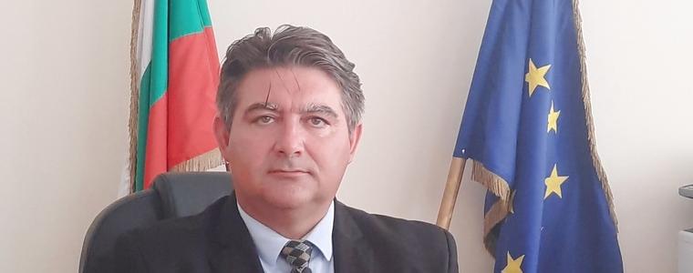 Областният управител с поздрав към всички дами от областта по случай Осми март