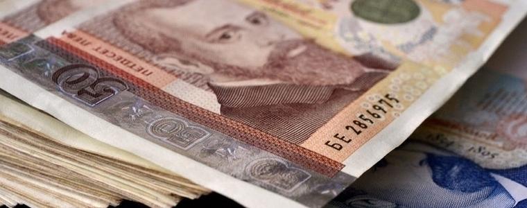 Средният осигурителен доход за януари е 1385 лв.