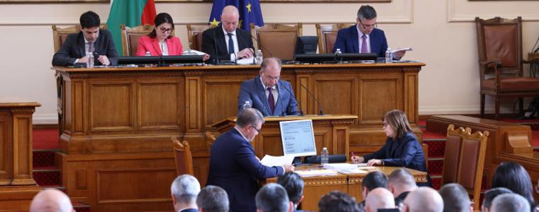 Депутатите не успяха да приемат Правилника за дейността на НС