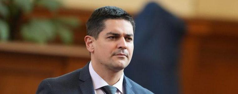 Гешев поиска официално имунитета на Радостин Василев