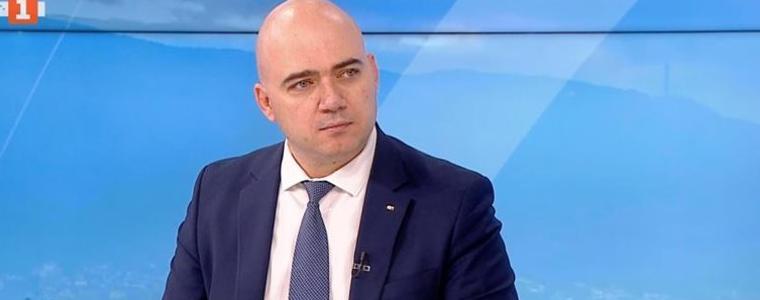 Илин Димитров: Чадърът на плажа ще струва колкото миналото лято, ще бъдем безкомпромисни за чистотата