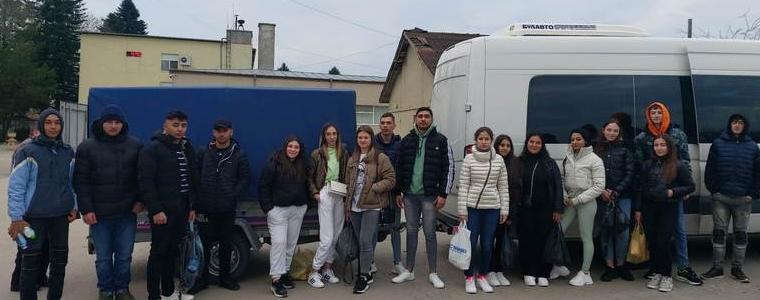  Младежи от община Крушари на археологически лагер в Констанца