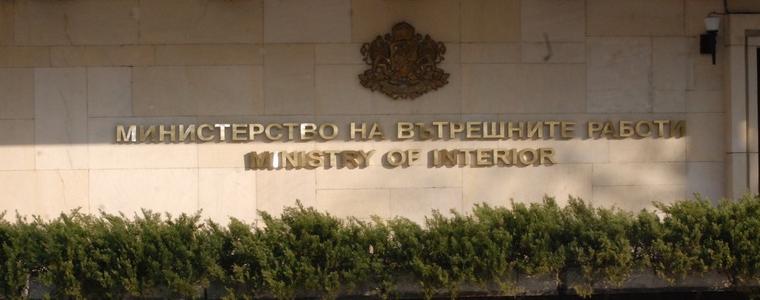 МВР: Гласуването в страната протича нормално
