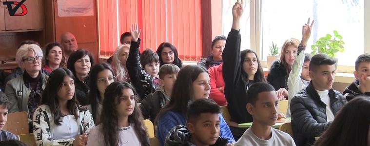 БЧК стартира от Добрич инициатива за превенция на водния травматизъм сред ромските деца (ВИДЕО)