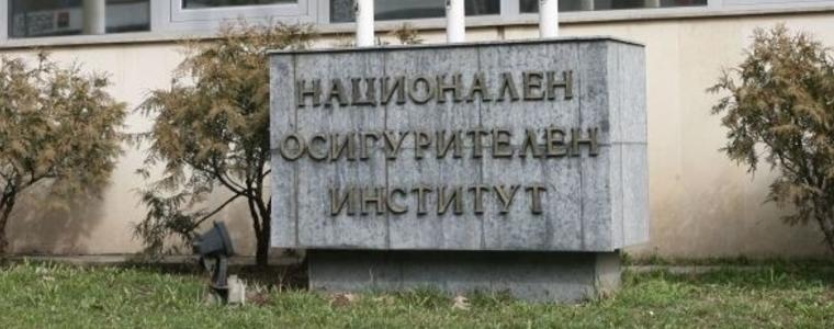 От утре изплащат великденските добавки от 70 лв. за пенсионери под прага на бедност