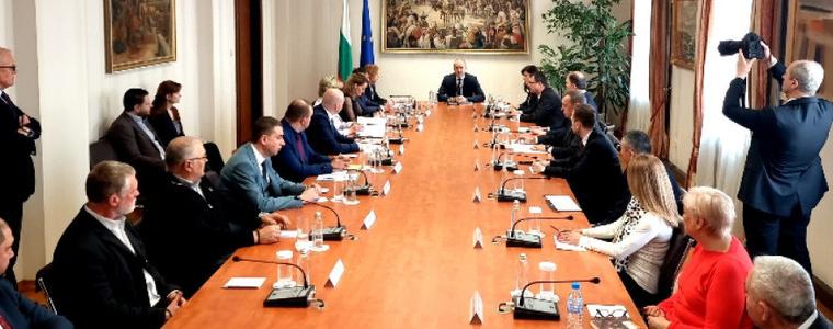 Румен Радев: Витоша се превръща в музей на ръждясали лифтове и съоръжения