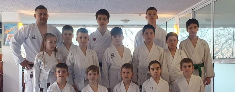 Състезателите на КК „Добруджа“ са на пролетен лагер в Златни пясъци