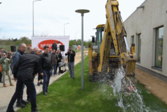 „Неопърл България“ започна разширяване на завода в Добрич (ВИДЕО)
