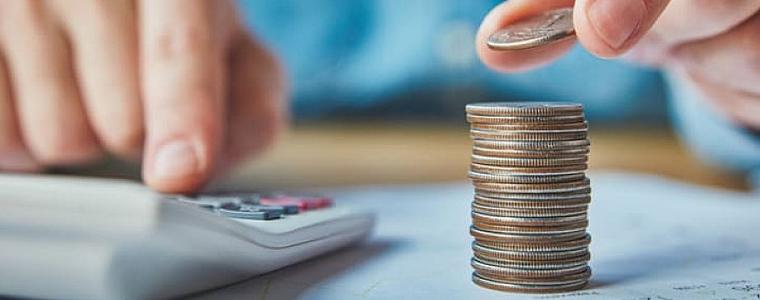1 364 лева е средната брутна заплата в областта за първите три месеца на годината