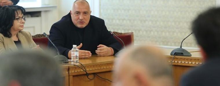 Борисов настоя новата коалиция да каже преди 15 часа утре какво смята да прави