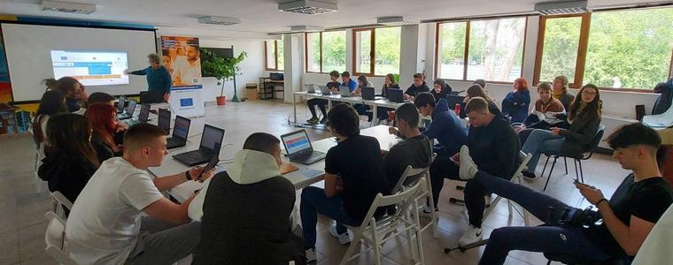 Мотивационна среща за ученици „Моето кариерно развитие“ организира Европа Директно - Добрич