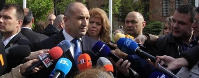 Радев връчва мандат на ГЕРБ на 15 май, още седмица преговори за правителство