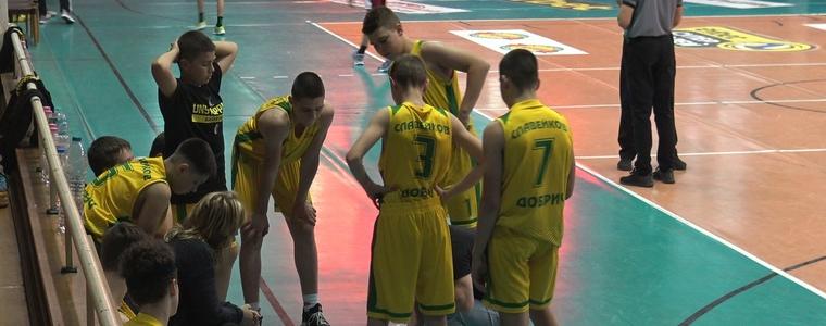 БАСКЕТБОЛ: Две победи за СУ „П. Р. Славейков“ на старта на държавните финали в Добрич (ВИДЕО)