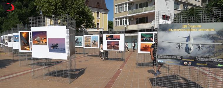 Изложба, посветена на военната авиация, откриха в Добрич (ВИДЕО)