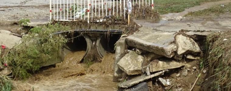 Наводнения в Северозапада, пътища са повредени  