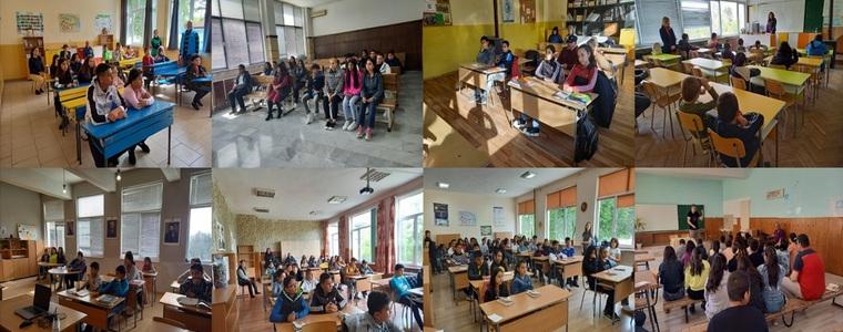 Ученици от община Добричка преминаха обучение, организирано от Окръжния съд