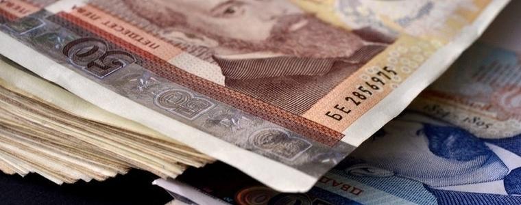 В проектобюджета на ДОО: 523 лв. минимална пенсия и 780 лв. за втората година майчинство