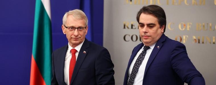Бюджет 2024: Работодателите да плащат само първите два дни от болничния