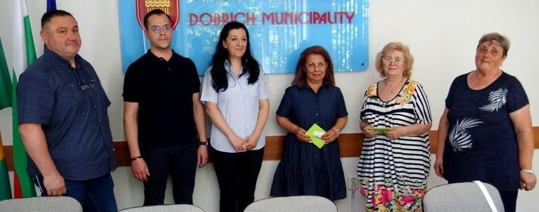 Наградиха победителите в конкурса за най-красиво междублоково пространство в Добрич (ВИДЕО)