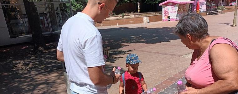 Община Добрич осигурява минерална вода в жегите
