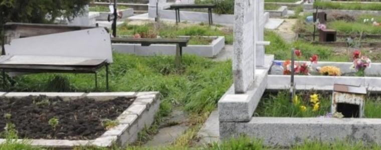 От общината предвиждат освобождаване на неплатени и неподдържани гробни места
