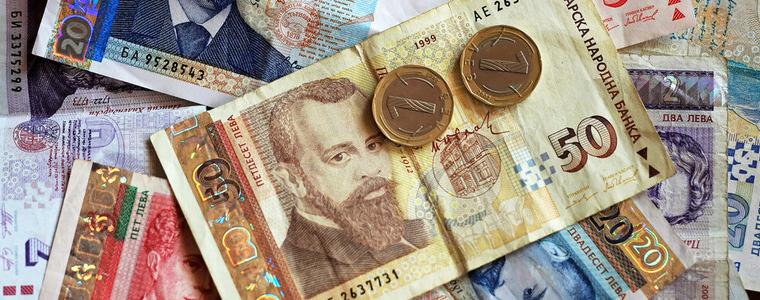Еднократните помощи за над 85 000 ученици ще бъдат изплатени през август