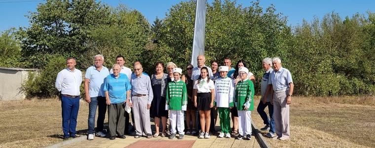 Генерал Тошево почете саможертвата на летците-герои