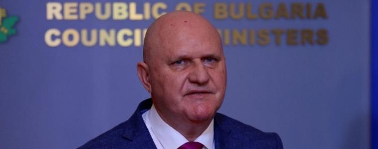 Министърът на образованието: Готова е дигиталната раница за учениците 