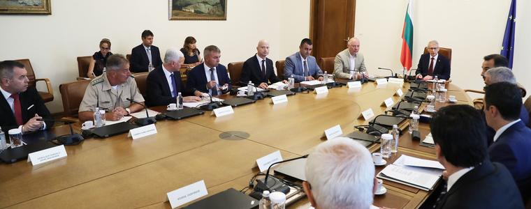Съветът по сигурността към МС обсъди ефектите при прекратяване на дерогацията за „Лукойл“